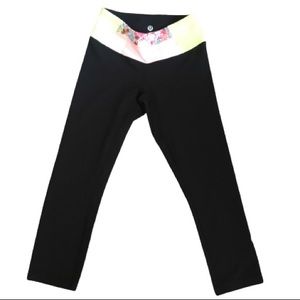 Lululemon Wunder Under Reversible Crop Black Size 2